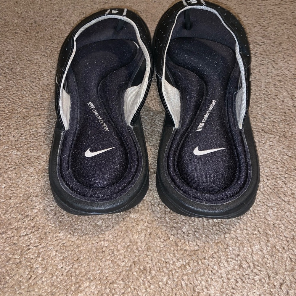 Nike slippers